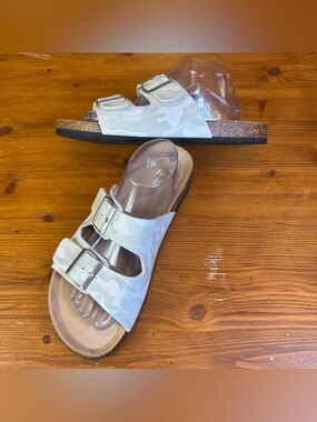 Tamarack Double Strap Slide Sandals White Camo Women’s Size 11